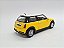 Miniatura Mini Cooper S Amarelo Metal 1:28 - Imagem 9