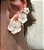 Brinco Earcuff Flor de Madrepérola - JHF - Imagem 1