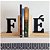 Suporte Aparador de Livros FÉ - Preto e Pinus Natural - Imagem 1