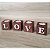 Porta Vela Cubo de Madeira Pinus 5x5 cm Palavra LOVE - Imagem 2