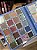 PALETA DO STICH COM  ILUMINADOR  EYE SHADOW - Imagem 3
