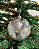 BOLA DECORADA COM GLITTER PRATA  10CM C/ 3 UNIDADES - Imagem 2