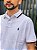 Camisa Polo Slim Fit Performance Branca c/ Azul & Vermelho Pony Azul Noite - Imagem 2