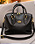 Mala Feminina em Couro Legítimo Madame | Bolsa de Mão Premium com Alça Transversal | VALDN - Imagem 2