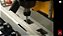 CNC COMPACTA QU-400  PARA ESQUADRIAS DE ALUMINIO USINA TODAS AS LINHAS SUBSTITUI PRENSA E PANTOGRAFO - Imagem 3