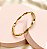 Bracelete ANITA placa basic torcida com verniz italiano dourada - Imagem 1