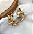 Brinco DAFNE ear cuff com flores folheada a ouro - Imagem 1