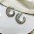 Argola PETRA cravejado com strass premium  folheada a prata - Imagem 1
