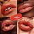 Batom Revlon Super Lustrous 750 Kiss Me Coral 4,2g - Imagem 2