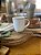 Caneca aquarela bege - Imagem 3