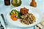 Peito de Frango com Legumes, Arroz Integral e Lentilha - Imagem 1