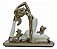Escultura Mulher Yoga Com Dois Gatos - Mabruk - Imagem 1