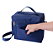 Bag Térmica Azul Com Alça Ajustavél E Bolso Frontal Preta de Poliéster 7,5l - Imagem 2