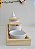 Kit Higiene Bandeja Tampa Madeira Pinus Porcelana M Quarto - Imagem 5