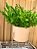 Vaso Cerâmica Terracota Suporte Metal M com Planta Artificial - Imagem 5