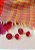 Brinco Flor Strass Vinho. - Imagem 4