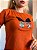TSHIRT NO ALGODÃO GOLA NA RIBANA BORBOLETA LANTEJOULA -TERRA COTA - Imagem 5