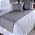 Kit 5 Pçs Peseira Cama King Size e Almofadas Cheias Copacabana Percal 300 Fios - 01 Peseira + 02 Capas Para  Almofadas +  02 Refis de Almofadas - Imagem 5