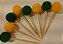 Toppers de pompom verde e amarelo copa (8und) - Imagem 1