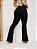 Calça jeans flare preta rasgada com bolsos funcionais - Imagem 4