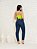Calça jeans mom boyfrend azul rasgada feminina - Imagem 3