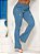 Calça jeans flare azul rasgada com bolso funcional feminina - Imagem 6