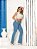 Calça jeans flare azul rasgada com bolso funcional feminina - Imagem 5