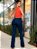 Calça jeans flare azul feminina rasgada de bolsos funcionais - Imagem 3