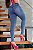 Calça jeans feminina skinny clara lycra abertura na barra - Imagem 4