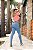Calça jeans skinny clara rasgada com pences empina bumbum - Imagem 4