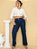 Calça jeans pantalona boyfriend básica azul penses na frente - Imagem 7