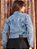 Jaqueta feminina jeans clara marmorizado sem lycra - Imagem 2