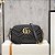 Bolsa Gucci Tiracolo GG Marmont Pequena - Imagem 2