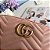 Bolsa Gucci Tiracolo GG Marmont Pequena - Imagem 6