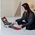 Teclado controlador Akai Professional MPK Mini Play MK3 compacto com pad e alto-falante - Imagem 10