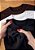 KIT 03 CAMISETAS BASIC EM ALGODÃO - COR PRETO/MARROM/OFF-WHITE - Imagem 6