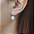Brinco Gancho Ouro 18k Flor de Madrepérola 10mm - Imagem 2