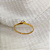 Anel Solitário Torcido 4 garras em Ouro 18k - Imagem 4