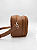 Bolsa Crossbody Feminina Caramelo Urban Flow com Alça Ajustável - Imagem 6