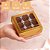 10 CAIXA LAMINADA C/ VISOR (09 DOCES) 4x12x12 cm OURO 4671 (IDEIA) LAMINADAS - Imagem 2
