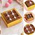 10 CAIXA LAMINADA C/ VISOR (09 DOCES) 4x12x12 cm OURO 4671 (IDEIA) LAMINADAS - Imagem 1