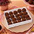 10 CAIXA P/ 20 DOCES C/ VISOR BRANCA 20X16X4 4656 (IDEIA) - Imagem 4