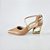 SCARPIN SALTO GEOMETRICO COURO NUDE ESCURO DOURADO CONFORTAVEL - Imagem 1