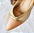 SCARPIN SALTO FINO COURO NUDE MEDIO CLARO ESCURO DOURADO CONFORTAVEL - Imagem 3