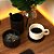 Kit Office Café | 4 PEÇAS | Porta Lápis, Clips, Copo e Deskpad - Imagem 4