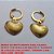 BRINCO NO BRUTO PRONTO PARA O BANHO -  BRINCO COM ARGOLA DE PRESSÃO E ''PINGENTE''  DE CORAÇÃO COM LACINHO - TAMANHO 2,8CM -  PESO 2,8GR - BRU3287 - Imagem 1