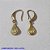 BRINCO BRUTO PRONTO PARA BANHO BASE ANZOL (1560)GOTA 12MM FRISADA- PESO TOTAL 1,7GR - BRU001047A - Imagem 1