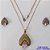CONJUNTO NO BRUTO PRONTO PARA O BANHO - CONJUNTO COM CORRENTE VENEZIANA 45CM - PINGENTE VAZADO COM ZIRCÔNIA ROSA E BASE CRAVEJADA COM MICRO ZIRCÔNIAS CRISTAIS E BRINCOS DE PINO COM ZIRCÔNIA - COMPOSIÇÃO: LATÃO E ZIRCÔNIA - PESO TOTAL 11,7GR - BRU11206 - Imagem 1