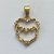 PINGENTE NO BRUTO PRONTO PARA O BANHO (CX39)- PINGENTE CORAÇÃO VAZADO COM PALAVRA MAMA CRAVEJADO EM MICROS ZIRCÔNIAS - COMPOSIÇÃO: LATÃO / ZIRCÔNIA - TAMANHO 15X18MM - PESO TOTAL 1,2GR - BRU13054 - Imagem 1