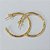 BRINCO FOLHEADO A OURO - BANHADO COM 5 MILÉSIMOS + VERNIZ DIAMOND - (ARD6512) BRINCO DE ARGOLA DESENHADA 30MM - OURO109 - Imagem 2